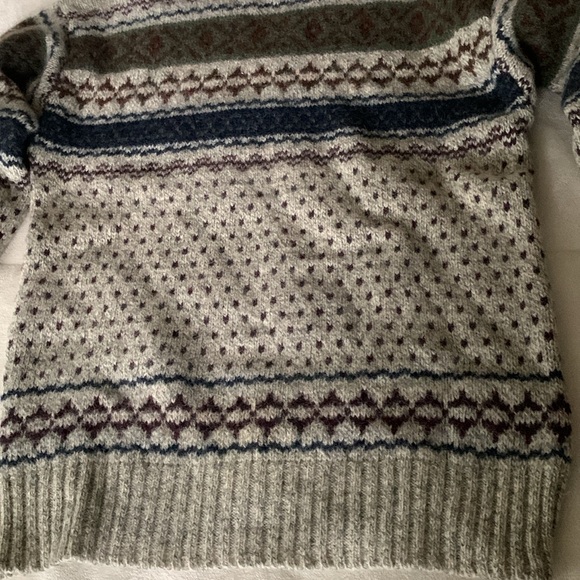 Wool sweater - Picture 8 of 8